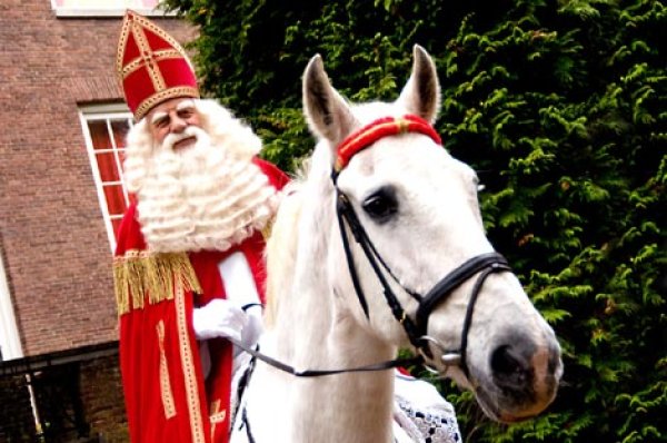 Sinterklaas in d&#039;n Hemelberg